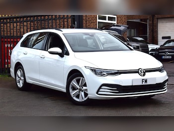 Volkswagen - Golf