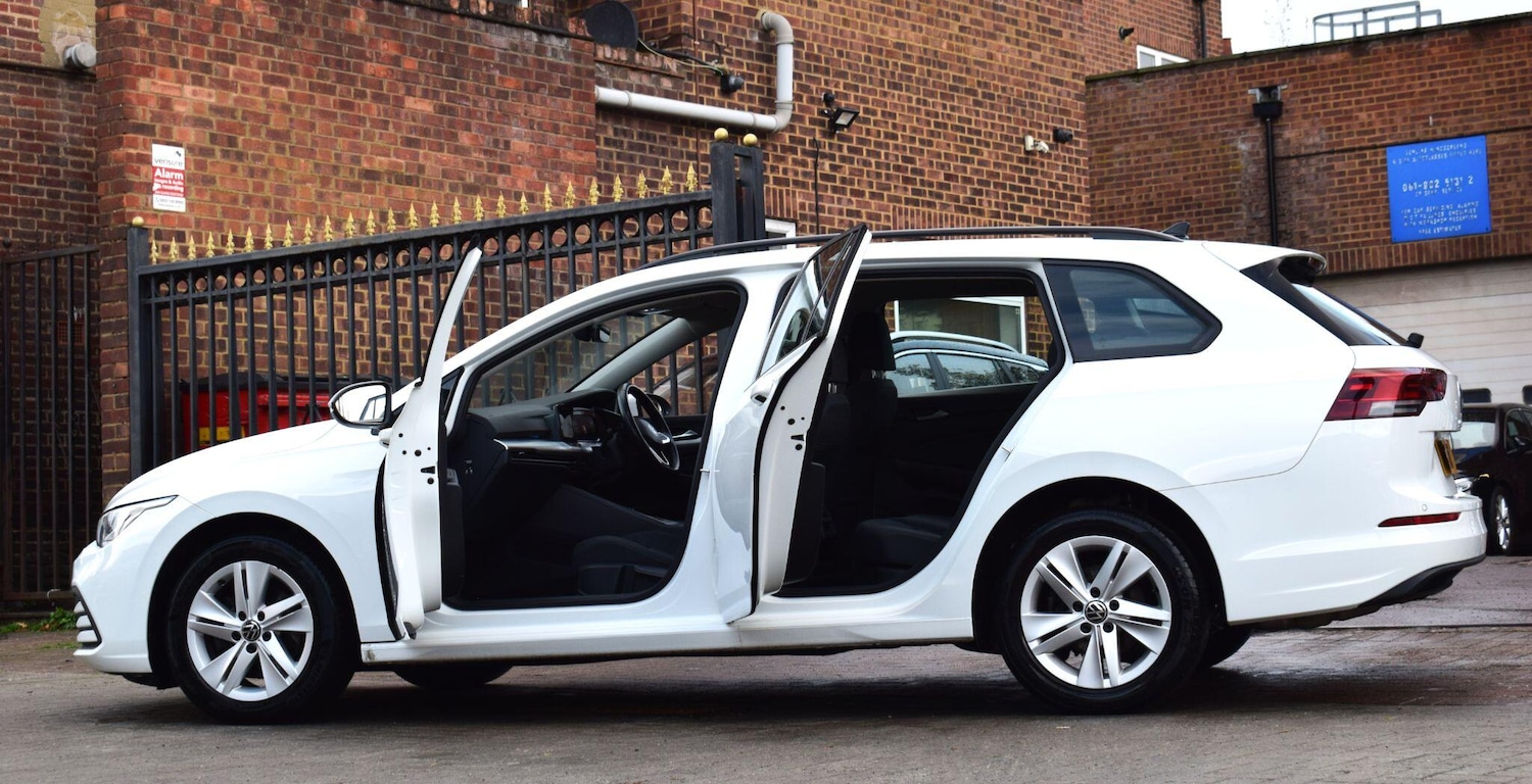 Used Volkswagen Golf 2023 for sale - 76325960: Photo 27