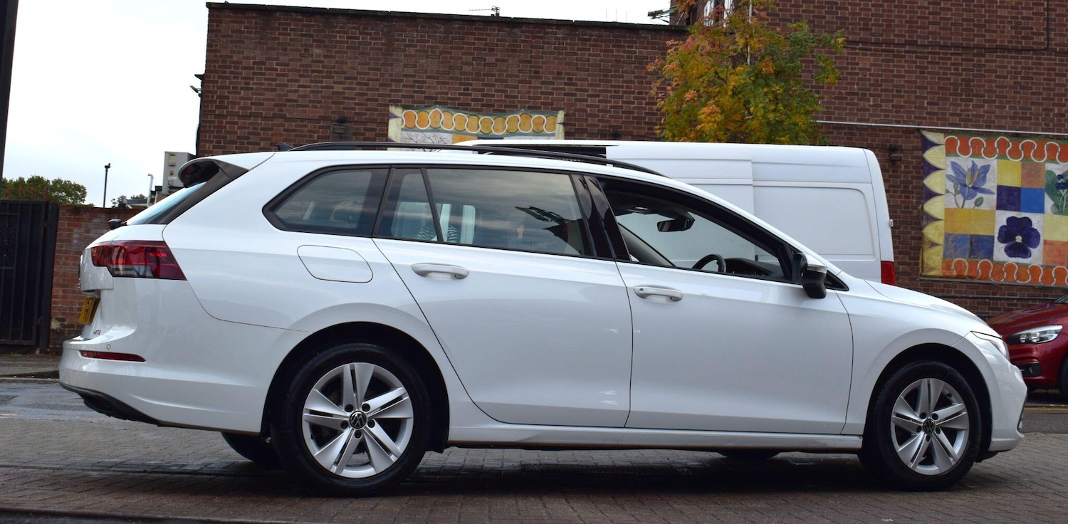 Used Volkswagen Golf 2023 for sale - 76325960: Photo 30