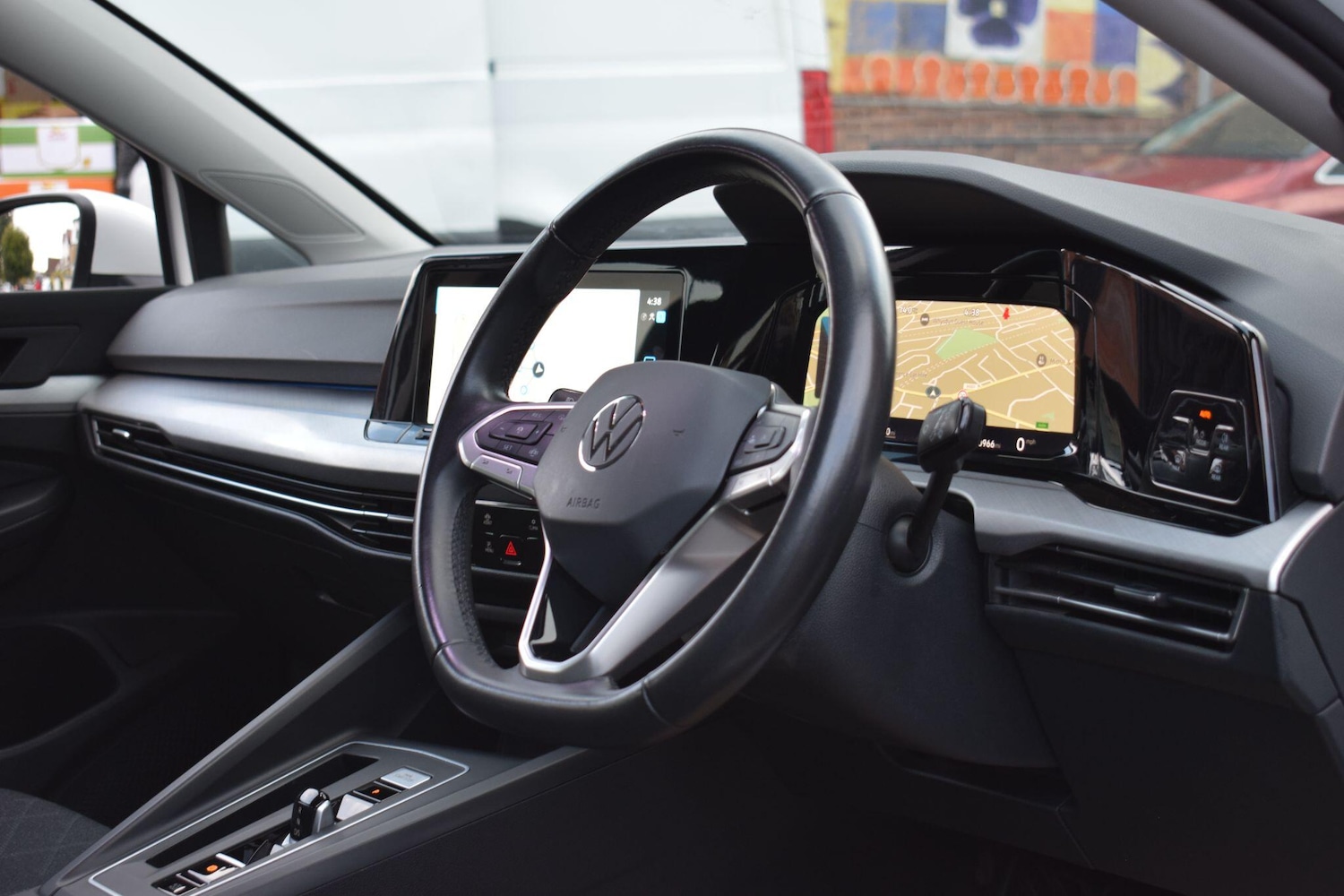 Used Volkswagen Golf 2023 for sale - 76325960: Photo 34