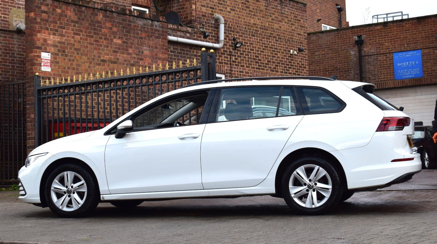 Used Volkswagen Golf 2023 for sale - 76325960: Photo 35