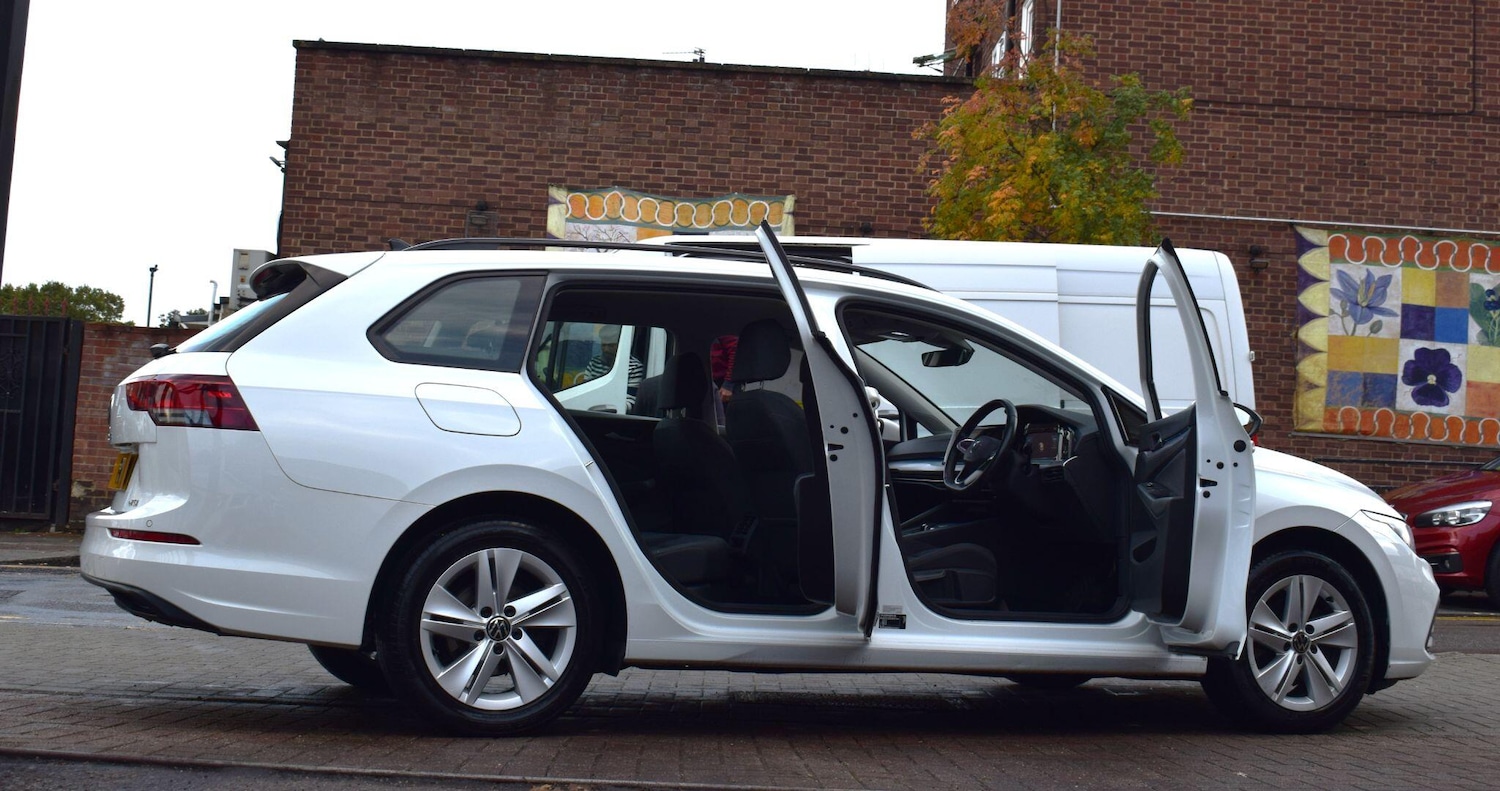 Used Volkswagen Golf 2023 for sale - 76325960: Photo 38