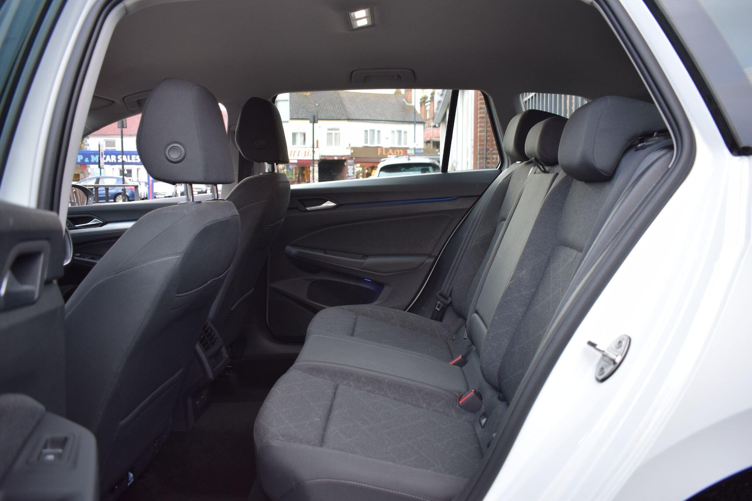 Used Volkswagen Golf 2023 for sale - 76325960: Photo 39