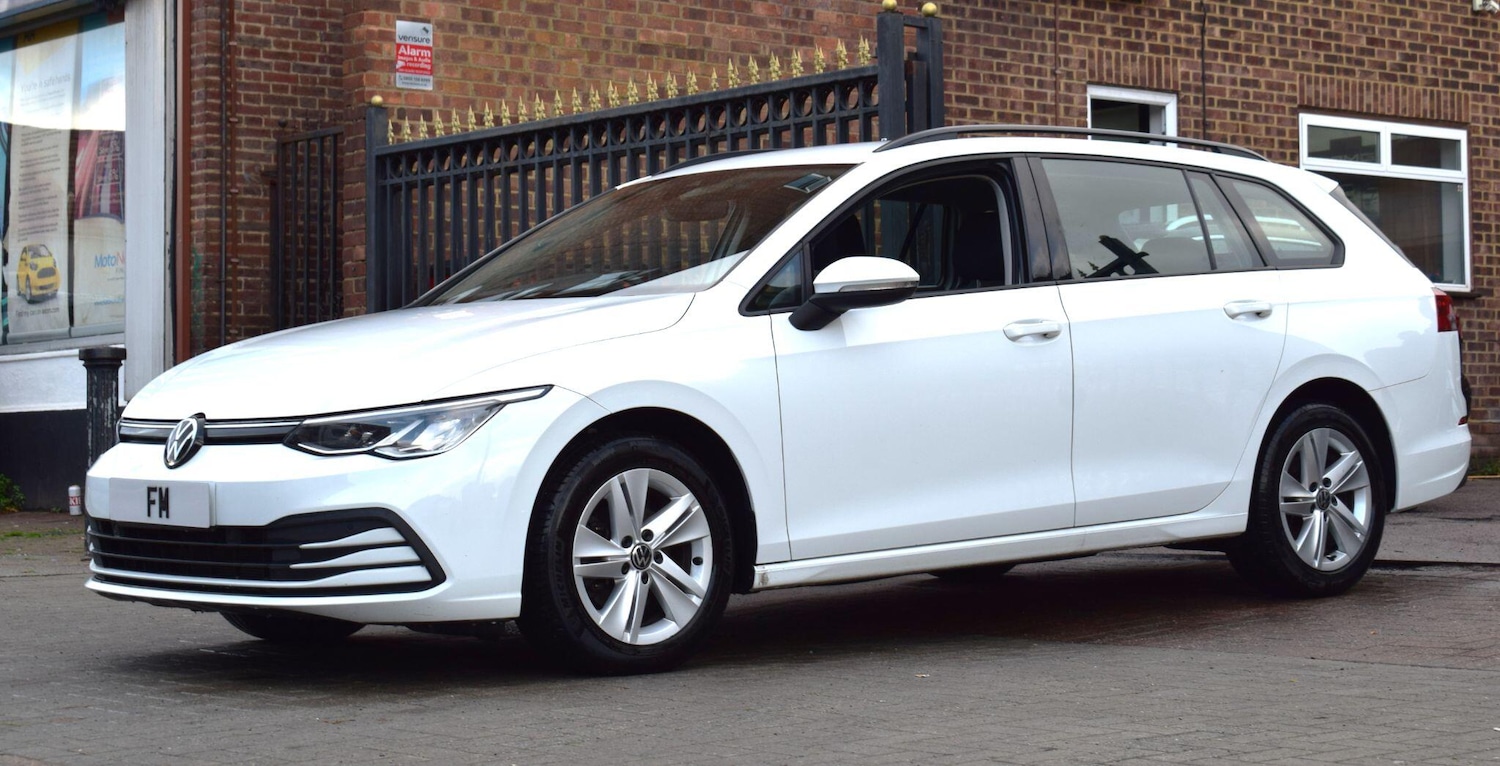 Used Volkswagen Golf 2023 for sale - 76325960: Photo 41