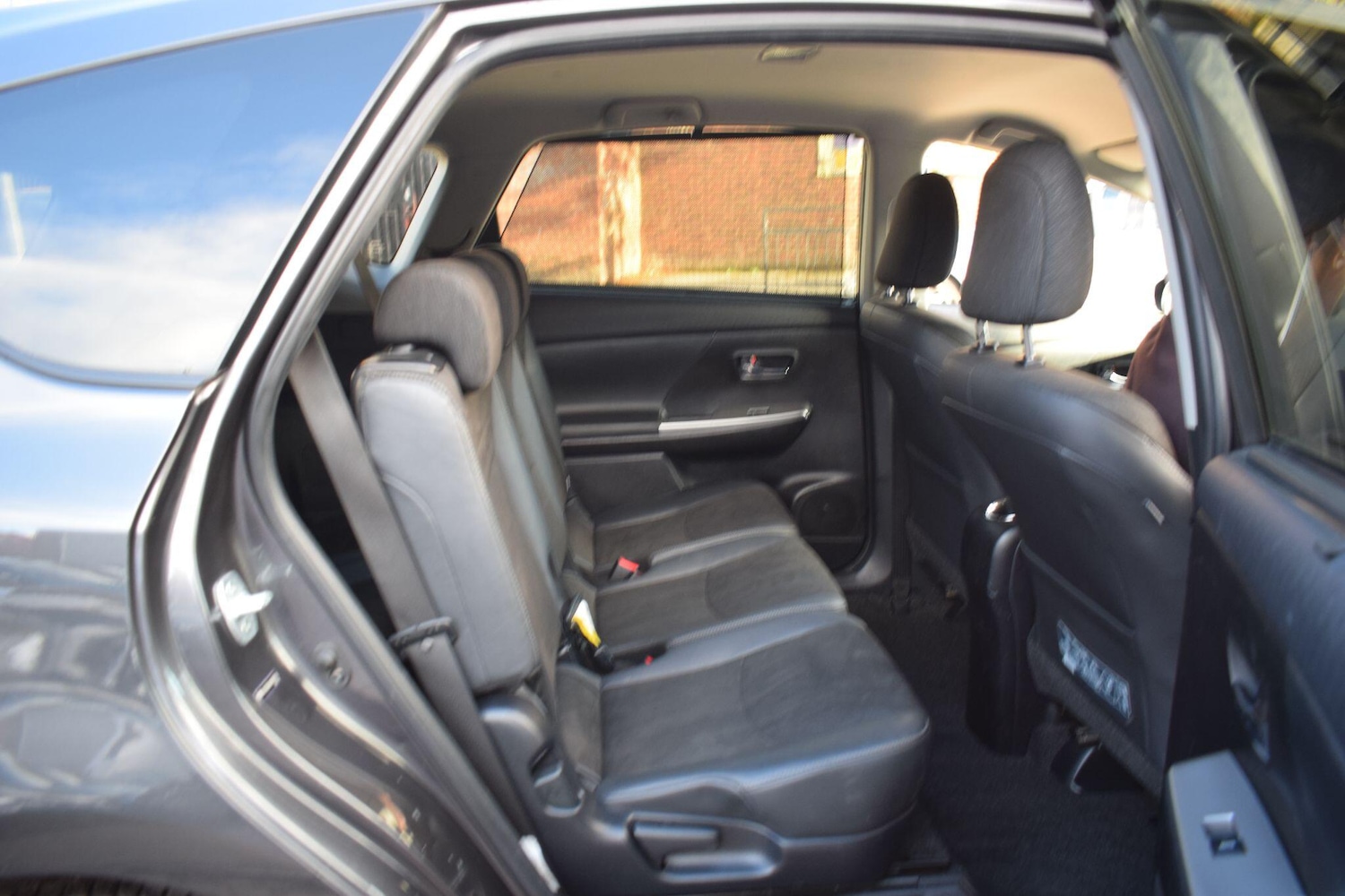 Used Toyota Prius+ 2020 for sale - 75928292: Photo 29