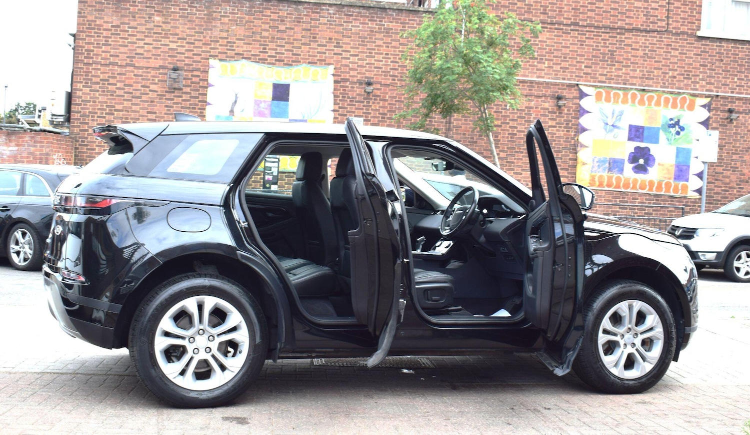 Vehicle 28
