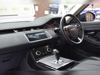 Used Land Rover Range Rover Evoque 2020 for sale - 75647135: Photo