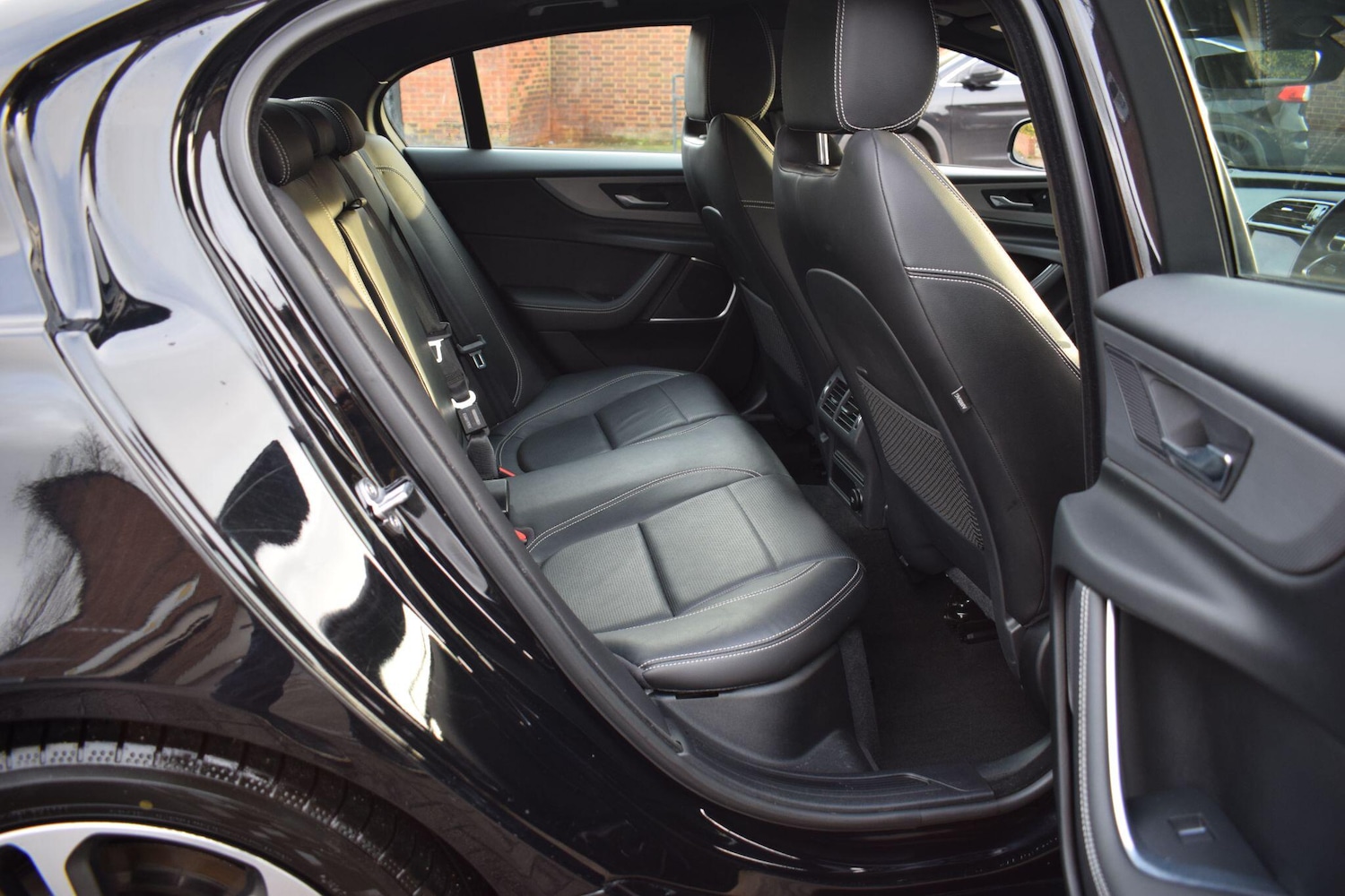 Used Jaguar XE 2020 for sale - 77029534: Photo 15