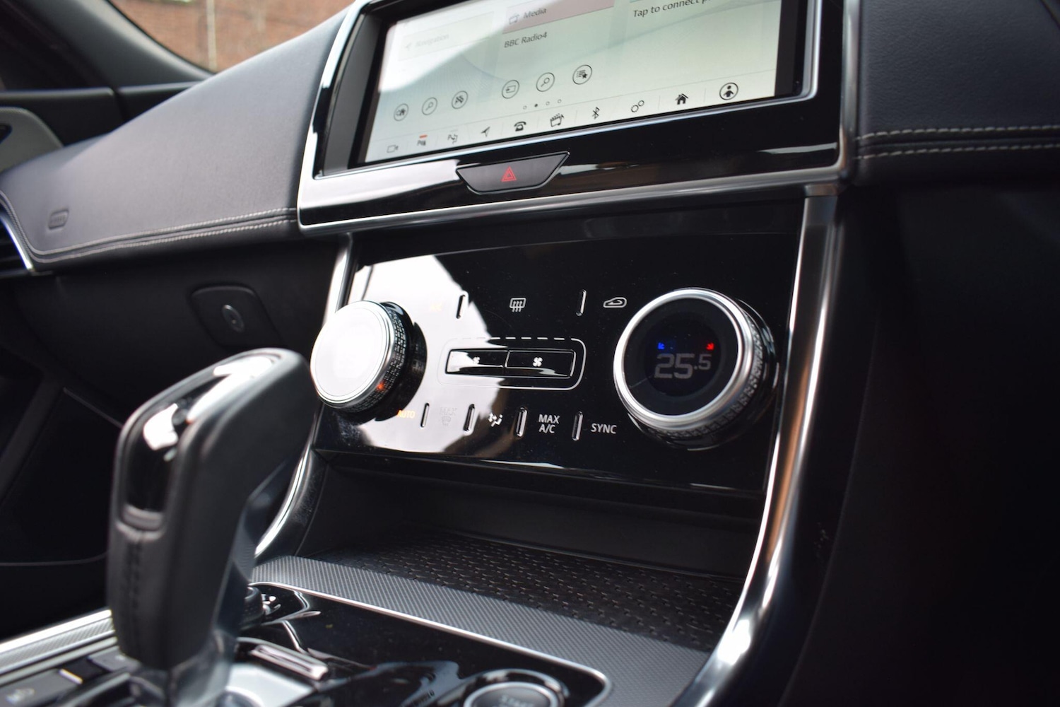 Used Jaguar XE 2020 for sale - 77029534: Photo 34