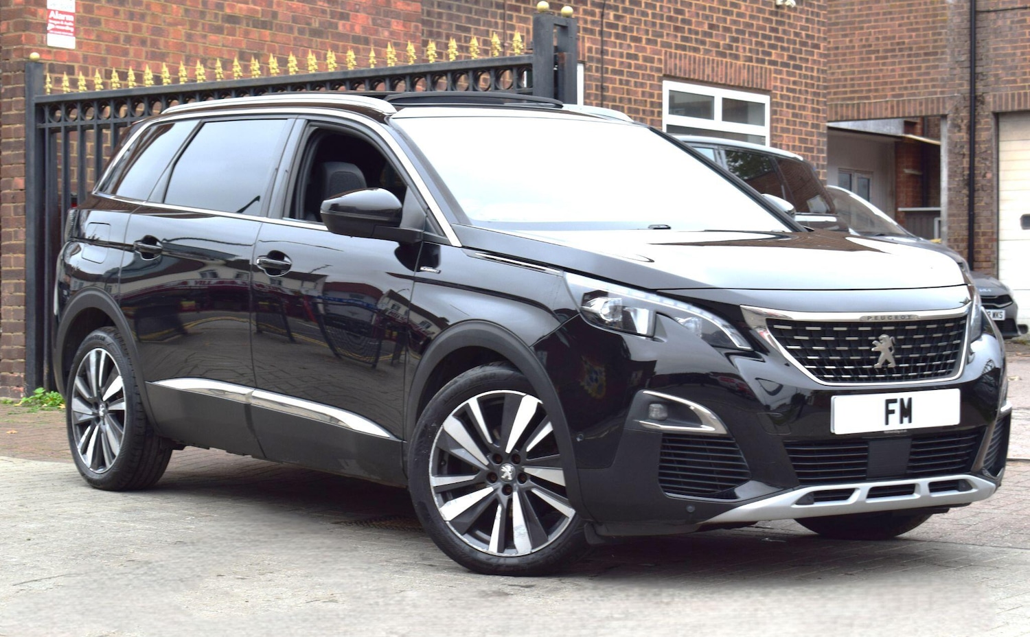 Used Peugeot 5008 2019 for sale - 76238905: Photo 1