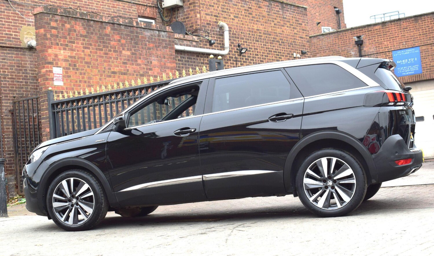 Used Peugeot 5008 2019 for sale - 76238905: Photo 24