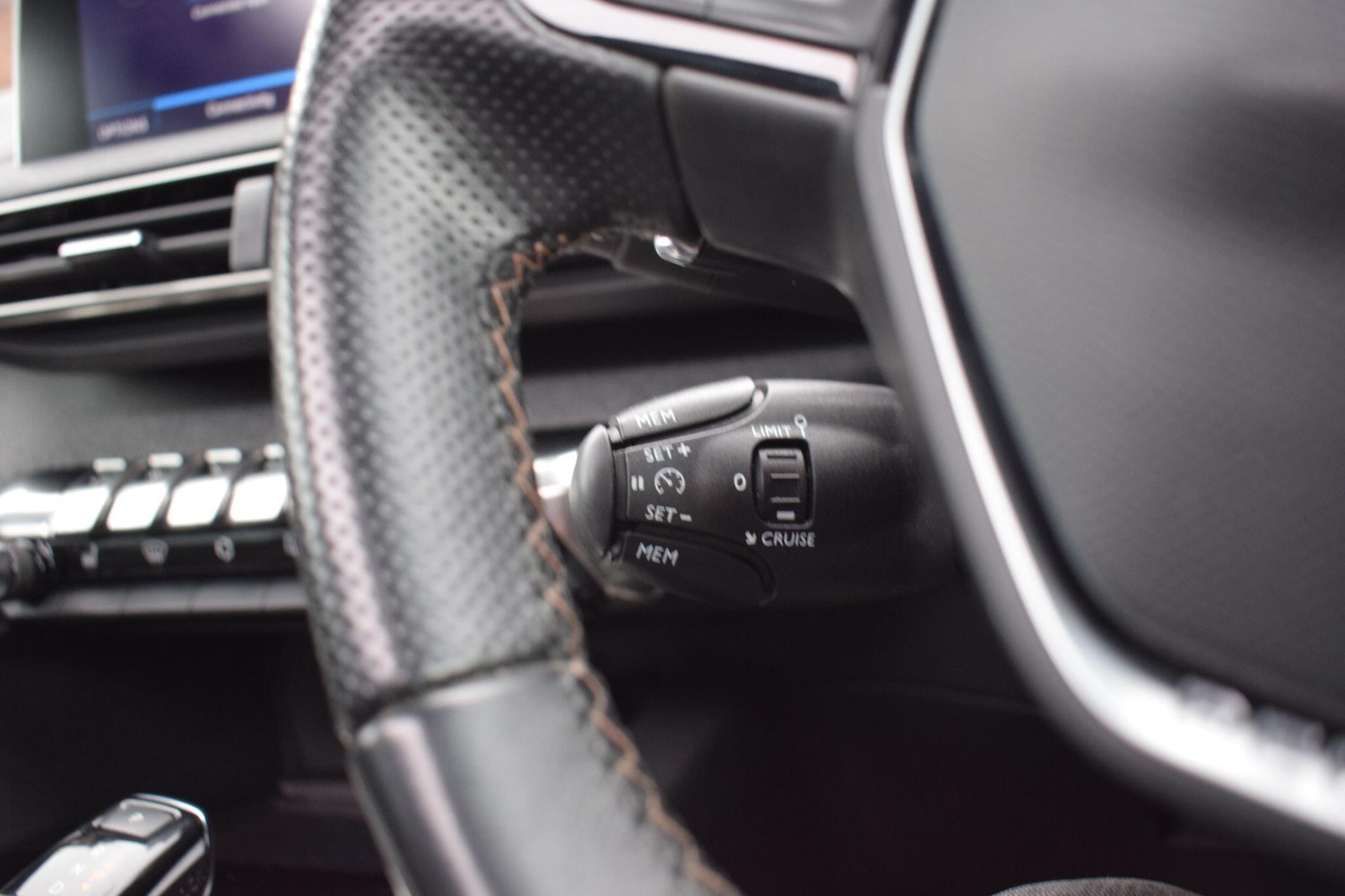 Used Peugeot 5008 2019 for sale - 76238905: Photo 44