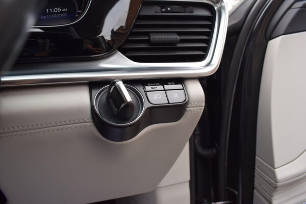Used Porsche Panamera for sale - 75634768: Photo 32