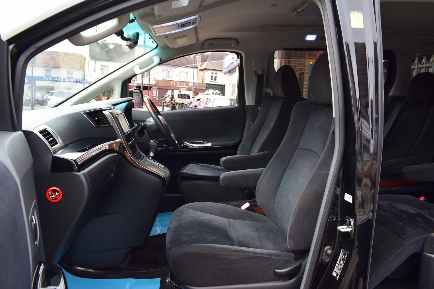 Used Toyota Alphard 2022 for sale - 78185143: Photo 6