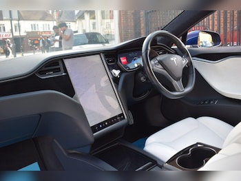 Used Tesla Model S 2020 for sale - 75280284: Photo