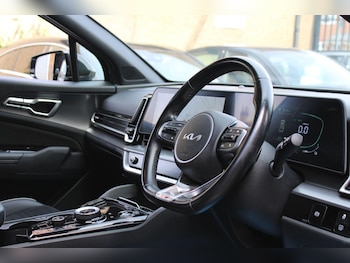 Used Kia Sportage 2022 for sale - 78911100: Photo