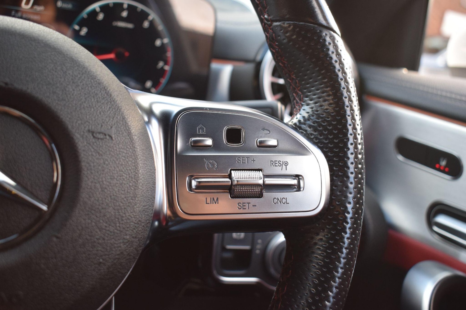 Used Mercedes-Benz CLA 2020 for sale - 77162843: Photo 60