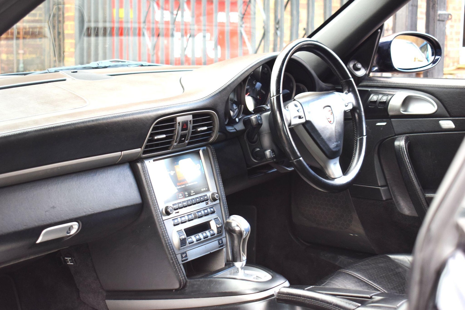 Used Porsche 911 for sale - 76512753: Photo 2