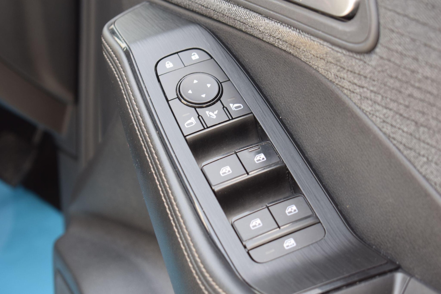 Used Nissan X-Trail 2023 for sale - 77993040: Photo 11