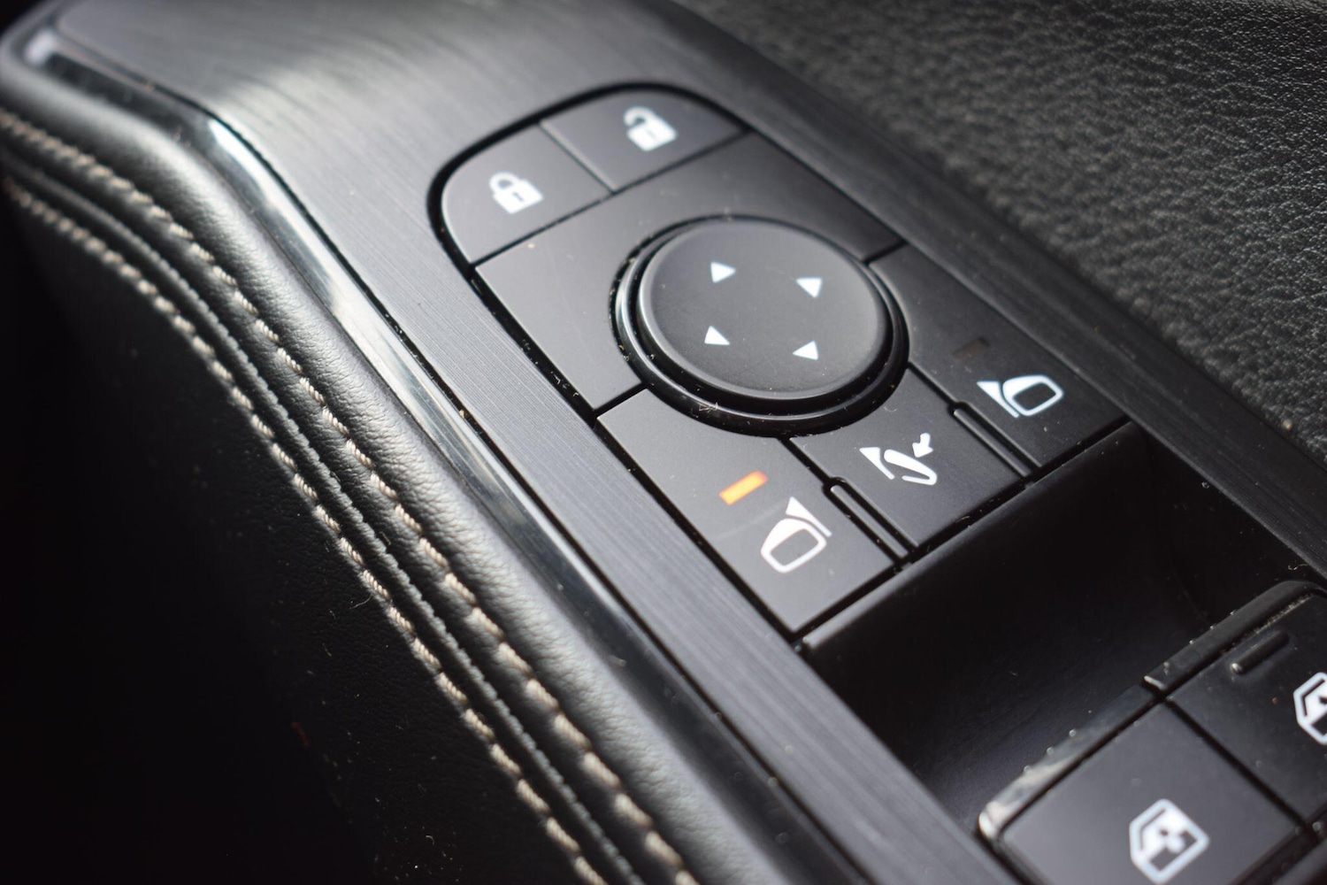 Used Nissan X-Trail 2023 for sale - 77993040: Photo 38