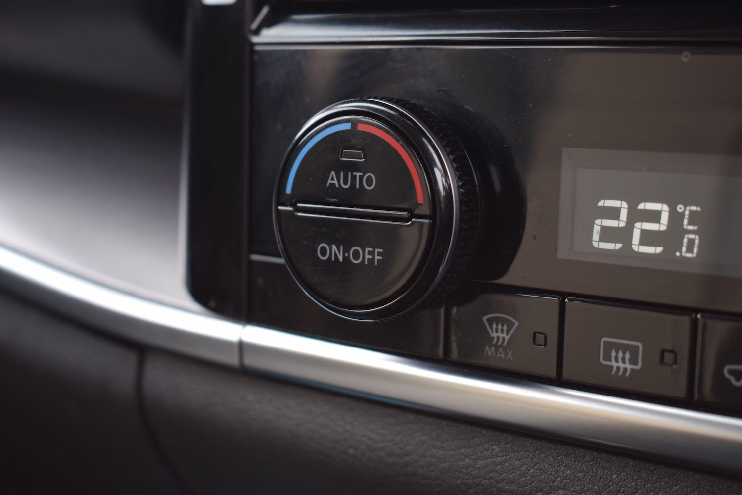 Used Nissan X-Trail 2023 for sale - 77993040: Photo 39