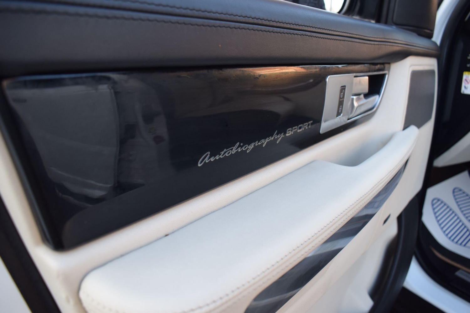 Used Land Rover Range Rover Sport 2011 for sale - 77081794: Photo 15