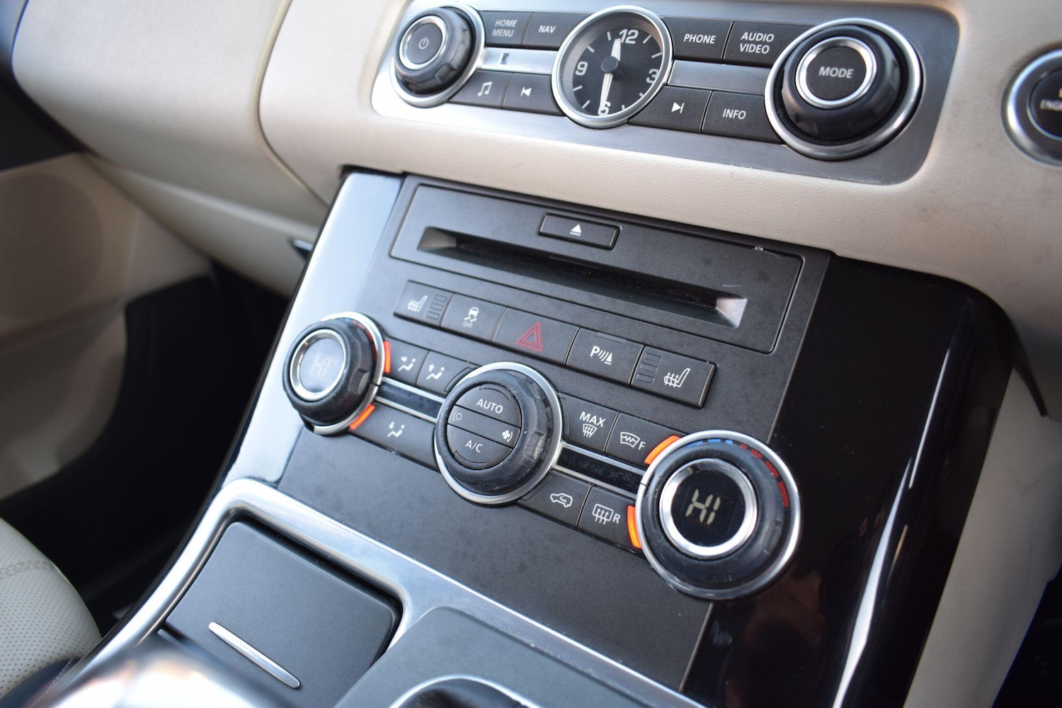 Used Land Rover Range Rover Sport 2011 for sale - 77081794: Photo 30