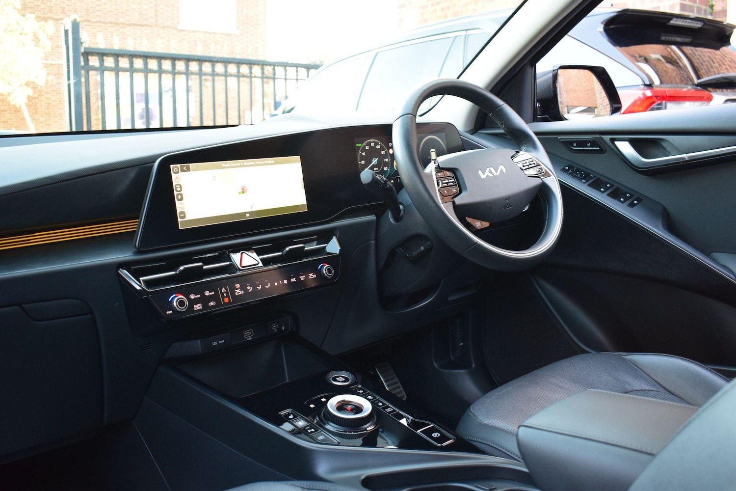 Used Kia Niro 2023 for sale - 76072746: Photo 2