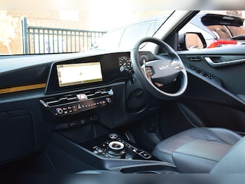 Used Kia Niro 2023 for sale - 76072746: Photo 2
