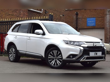 Mitsubishi - Outlander