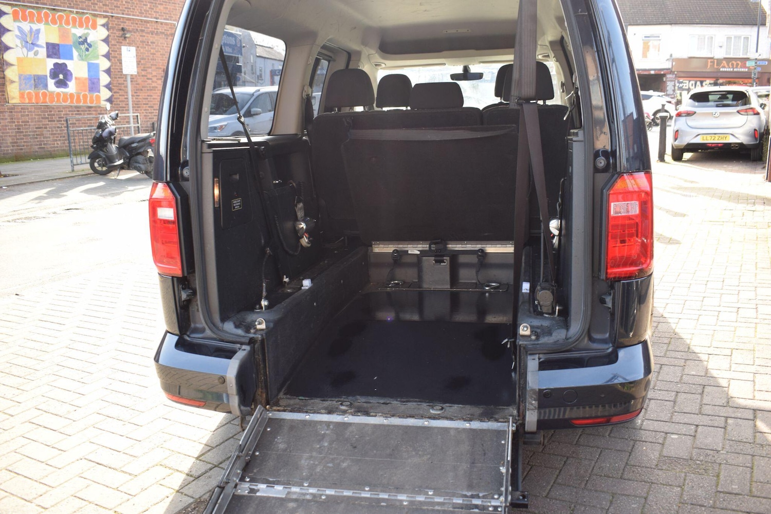 Used Volkswagen Caddy Maxi Life for sale - 77671867: Photo 10