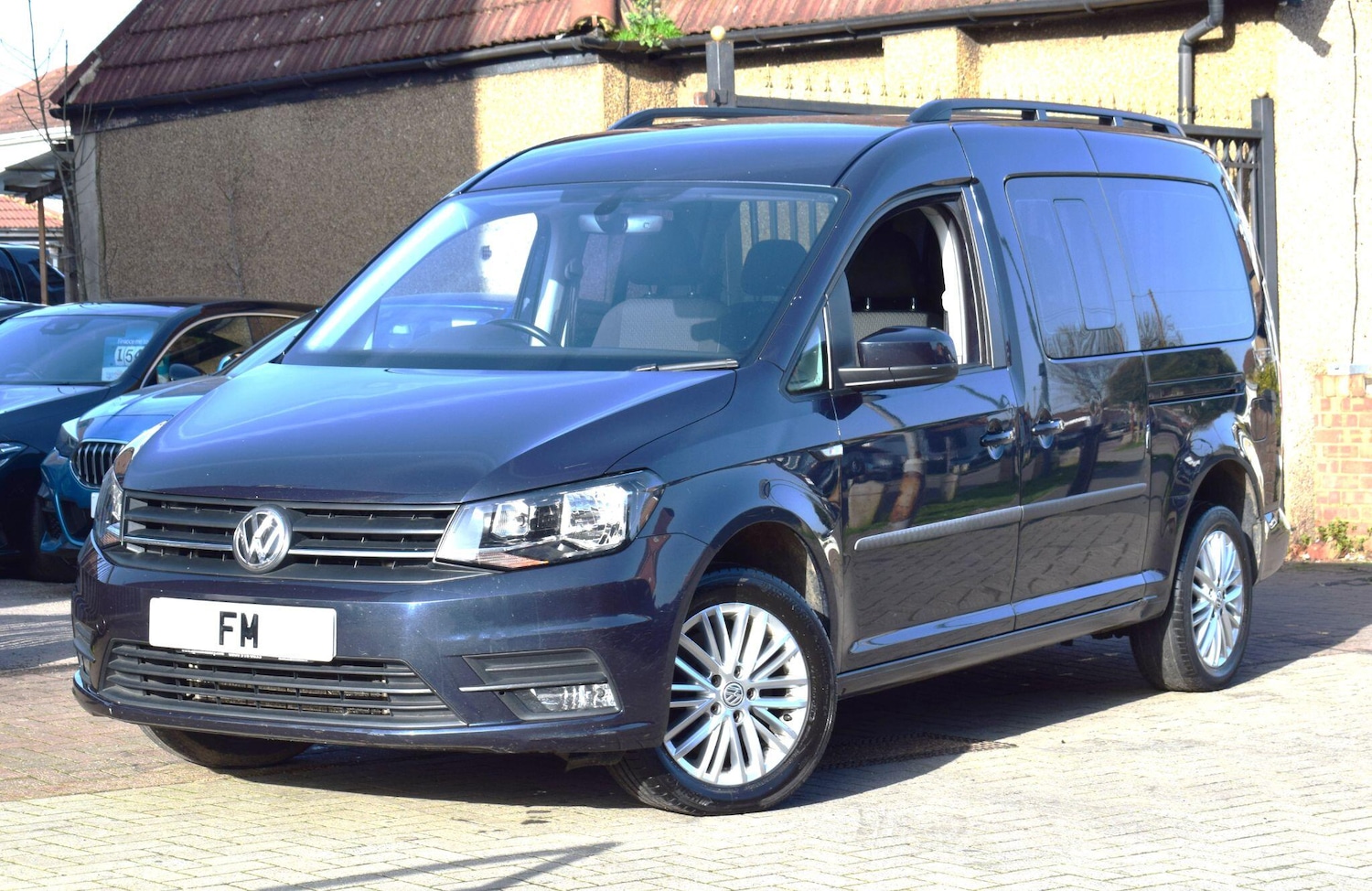 Used Volkswagen Caddy Maxi Life for sale - 77671867: Photo 3