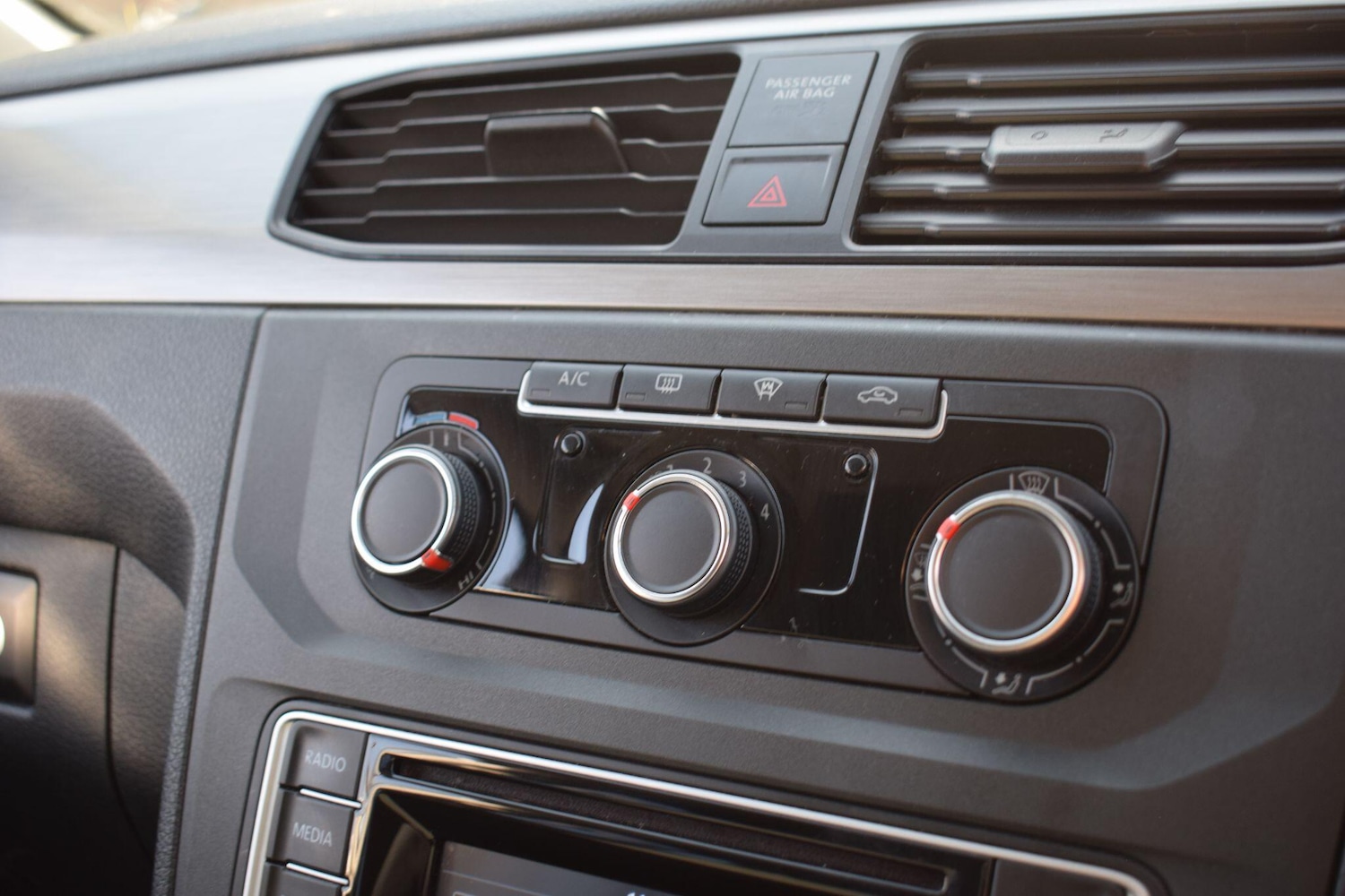 Used Volkswagen Caddy Maxi Life for sale - 77671867: Photo 30