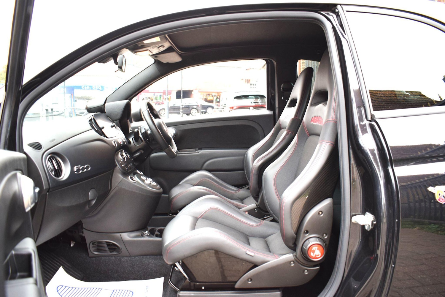 Used Abarth 695 2024 for sale - 76294715: Photo 11