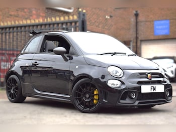 Used Abarth 695 2024 for sale - 76294715: Photo