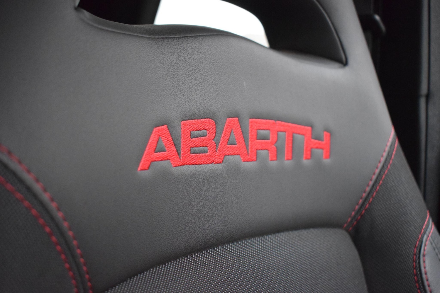 Used Abarth 695 2024 for sale - 76294715: Photo 40