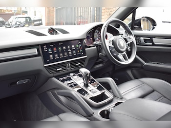 Used Porsche Cayenne 2022 for sale - 75769765: Photo
