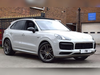 Used Porsche Cayenne 2022 for sale - 75769765: Photo