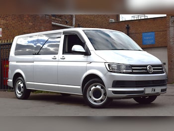 Used Volkswagen Transporter Shuttle 2019 for sale - 75623186: Photo