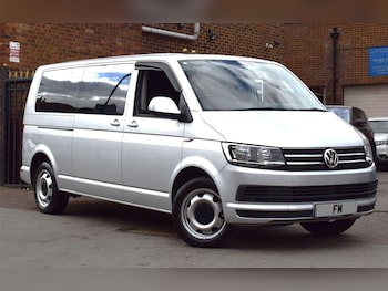 Used Volkswagen Transporter Shuttle 2019 for sale - 75623186: Photo