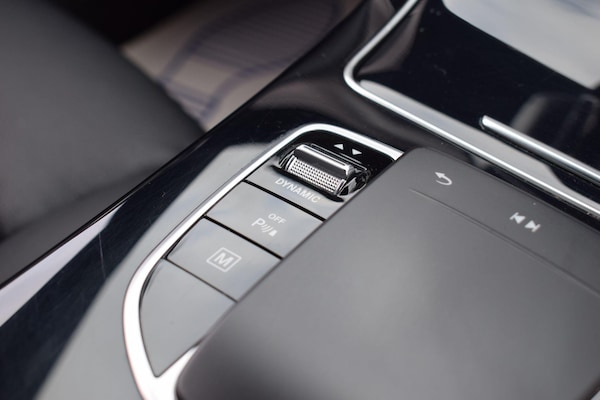 Used Mercedes-Benz GLC 2021 for sale - 76201089: Photo 34