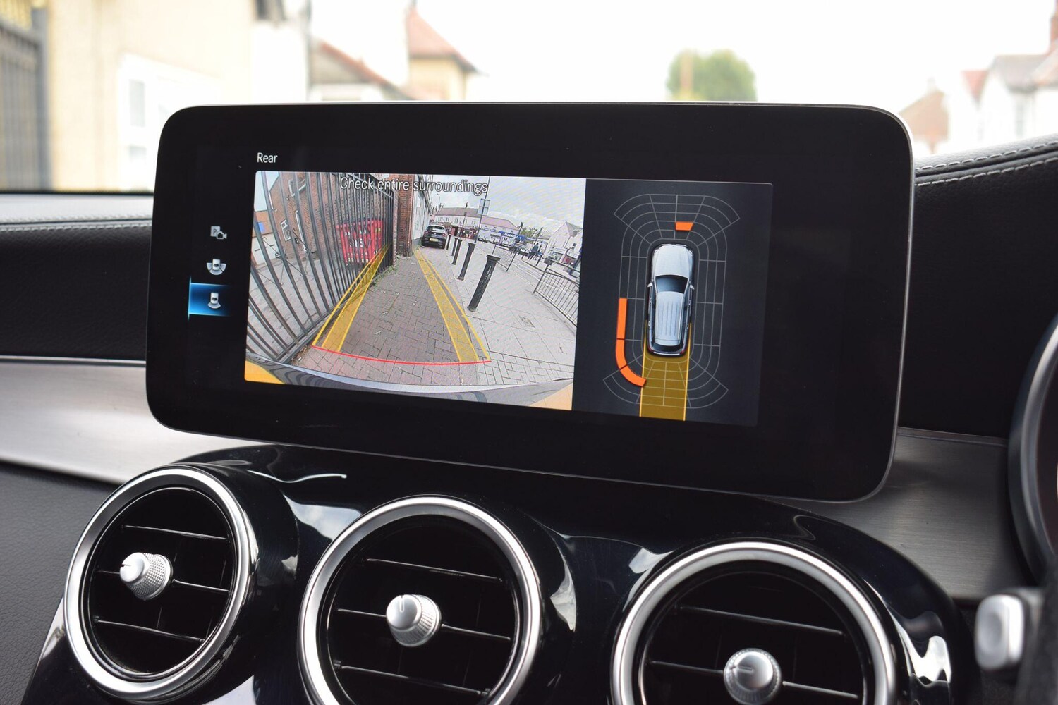 Used Mercedes-Benz GLC 2021 for sale - 76201089: Photo 39