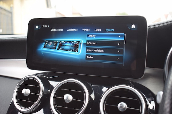 Used Mercedes-Benz GLC 2021 for sale - 76201089: Photo 47