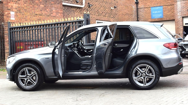 Used Mercedes-Benz GLC 2021 for sale - 76201089: Photo 8