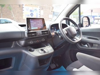 Used Citroen Berlingo 2023 for sale - 76423849: Photo