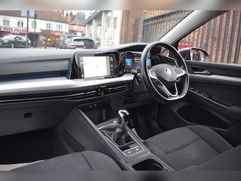 Used Volkswagen Golf 2021 for sale - 76270444: Photo 2