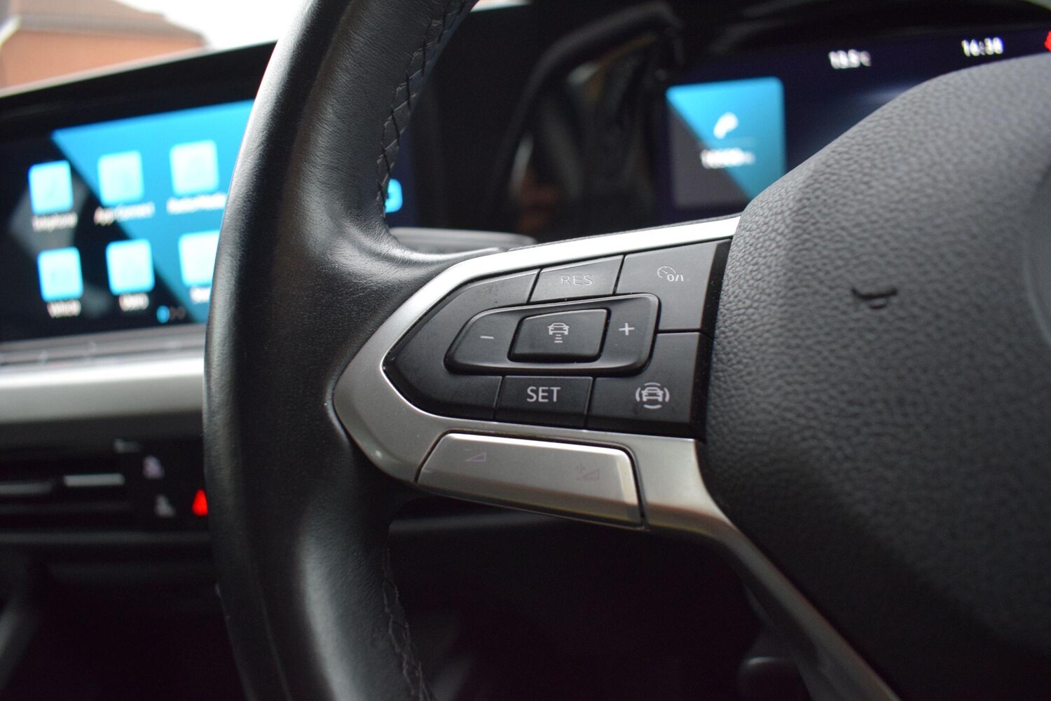 Used Volkswagen Golf 2021 for sale - 76270444: Photo 30