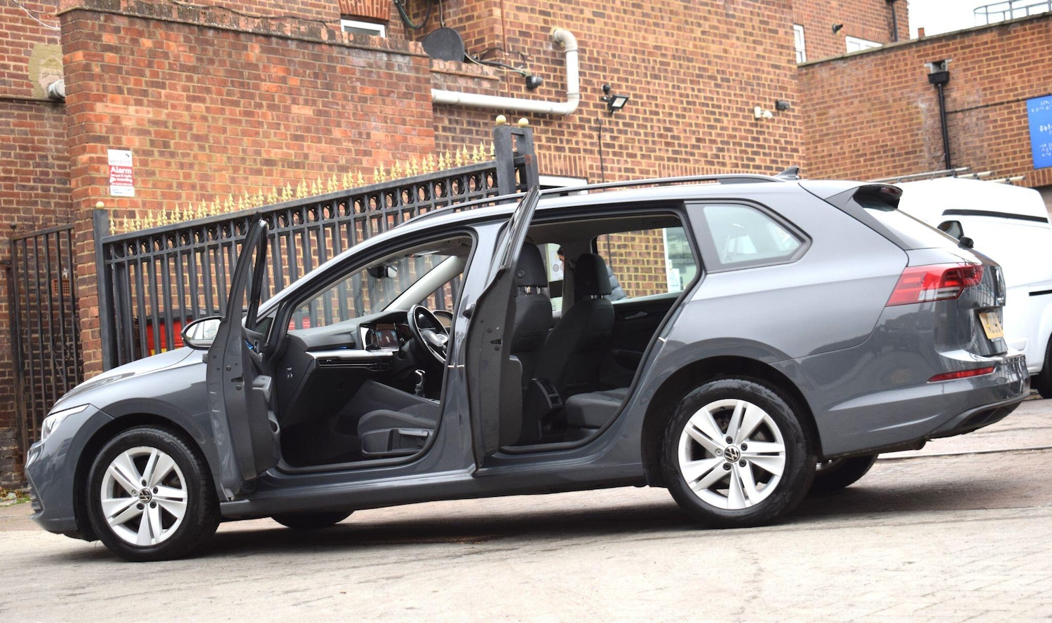 Used Volkswagen Golf 2021 for sale - 76270444: Photo 7