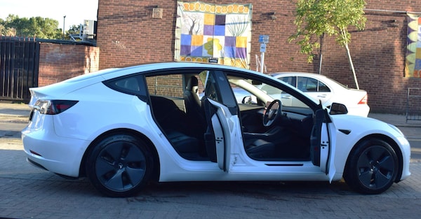 Used Tesla Model 3 2022 for sale - 76227509: Photo 11