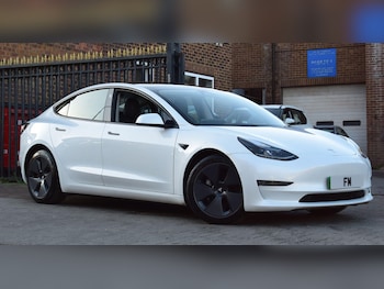 Tesla - Model 3